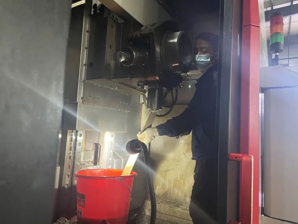 江蘇金鷹流體機械 | 工欲善其事，必先利其器。